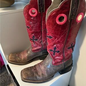 Ariat cowgirl boots